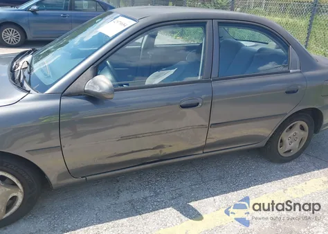 2001 Kia Sephia Ls z USA, uszkodzony, nr VIN KNAFB121215073081